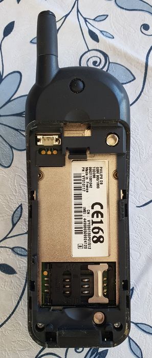 Телефон Philips Element