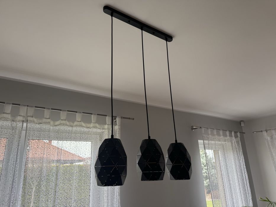 Czarna lampa wisząca stan idealny !!!