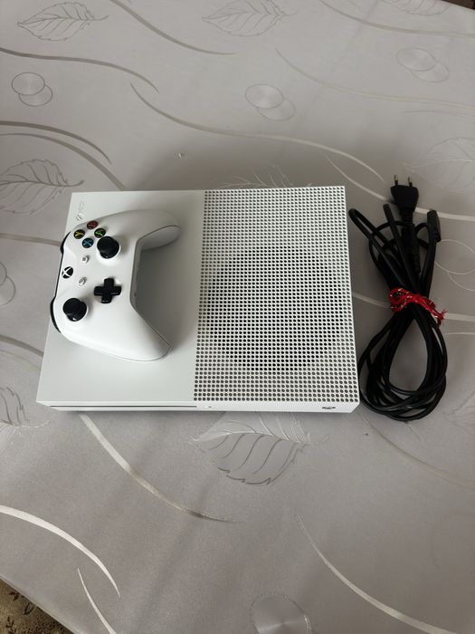 Xbox One S  stan bardzo dobry