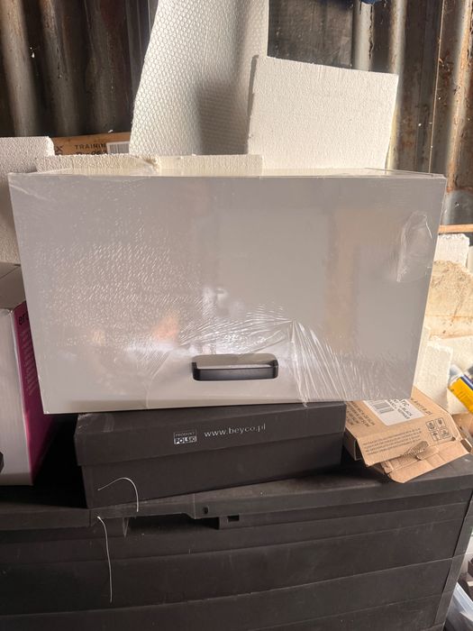 Nowa Szafka kuchenna wisząca okapowa