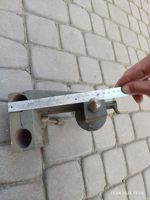 Задня бабка до фрезерного станка