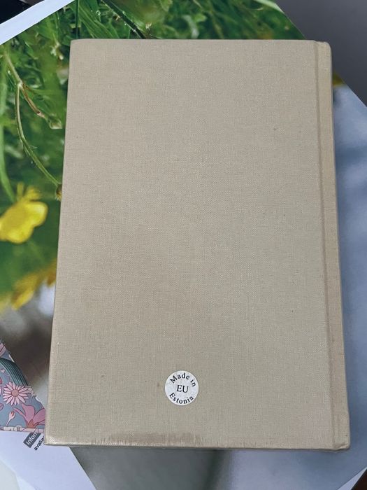 Booklet Apple Infinite Loop 2016 Novo/selado em plástico