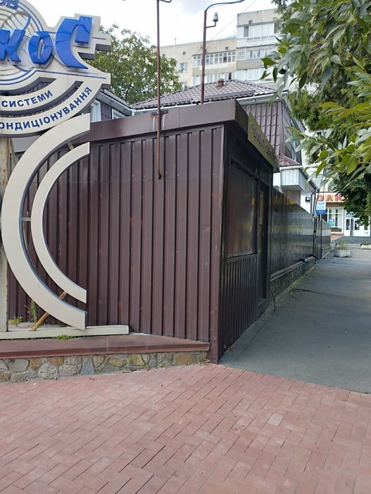 Продаю приміщення