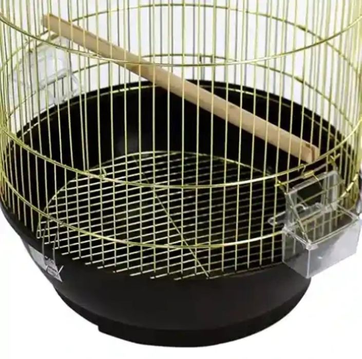Gaiola para pássaros dourada