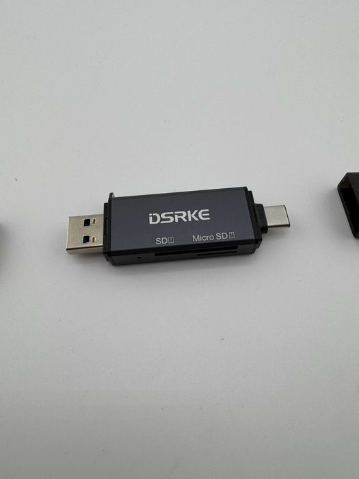 DSRKE Czytnik kart SD USB 3.0 C iPhone iPad MacBook android Win
Marka: