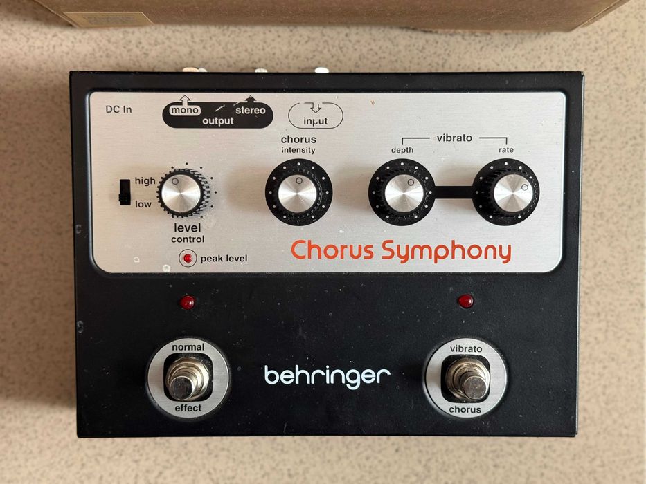 Behringer CHORUS SYMPHONY Efekt gitarowy TwójLombard/Cz-Wa