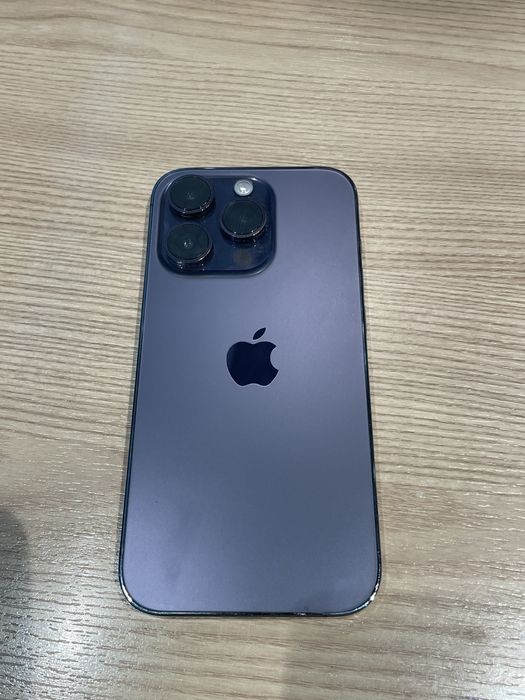 iPhone 14 pro - purple