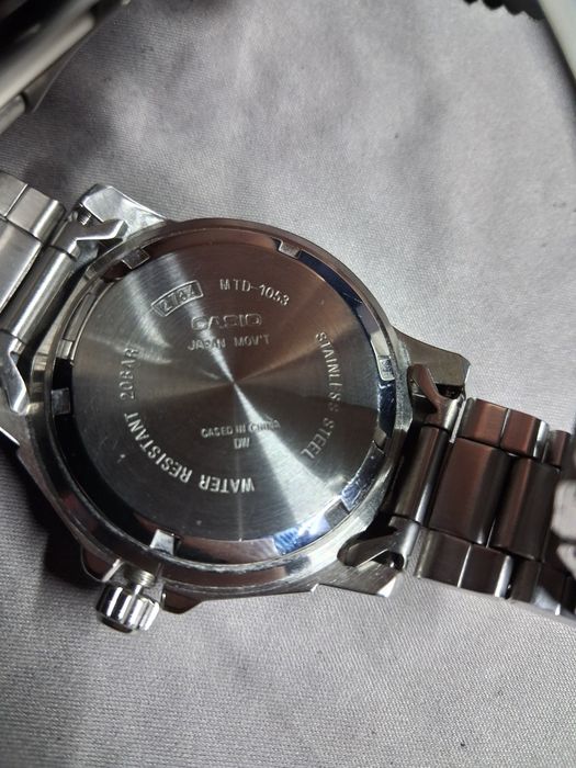 Zegarek męski casio srebrny