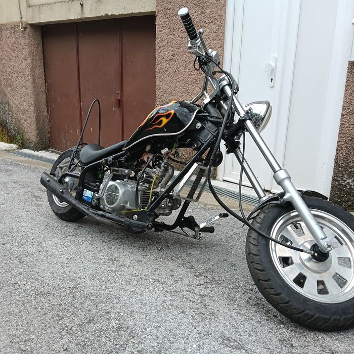 Mini chopper (estilo HD)