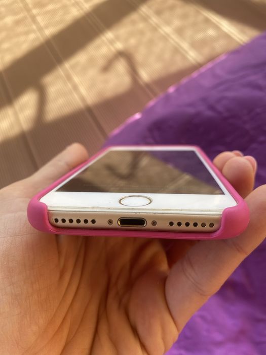 Iphone 7 у гарному стані
