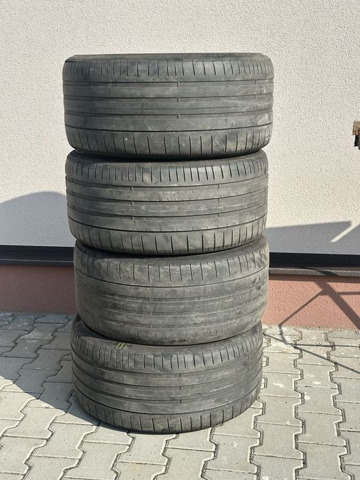 Pirelli pzero 285/30 r22
