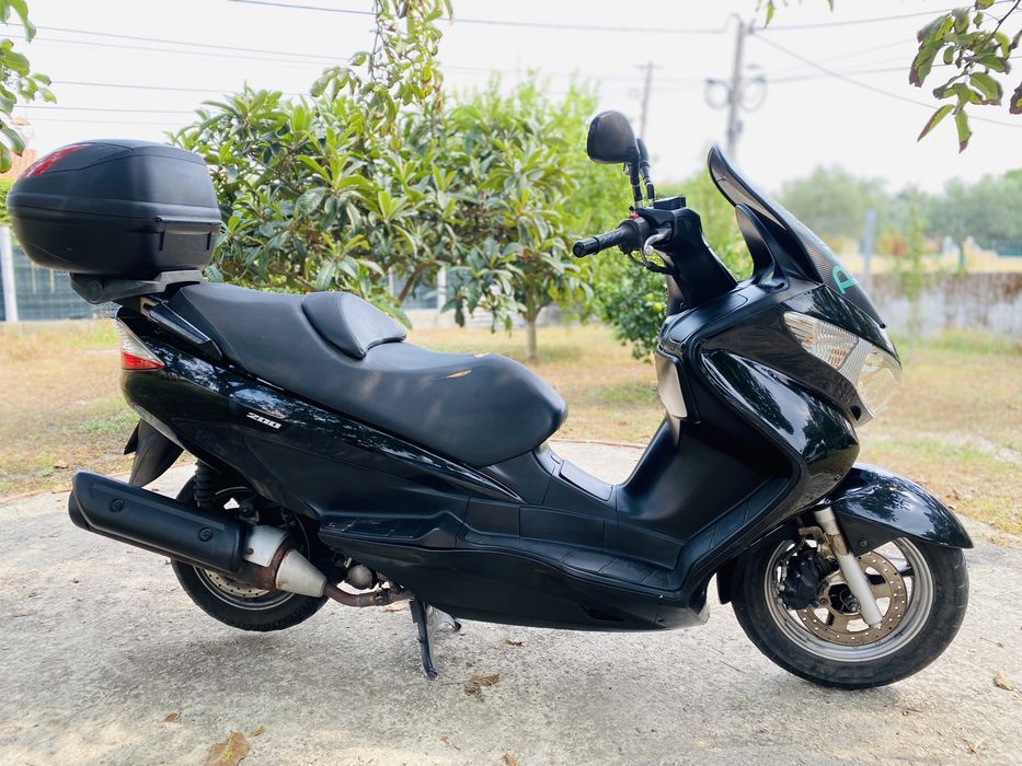 Suzuki BURGMAN 200