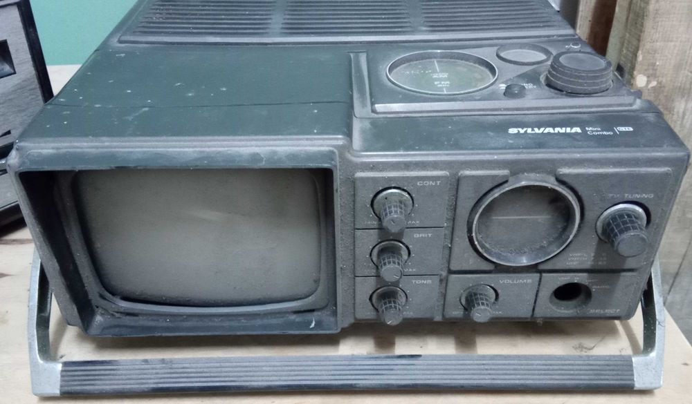 Radio e TV portátil e leitor, peças