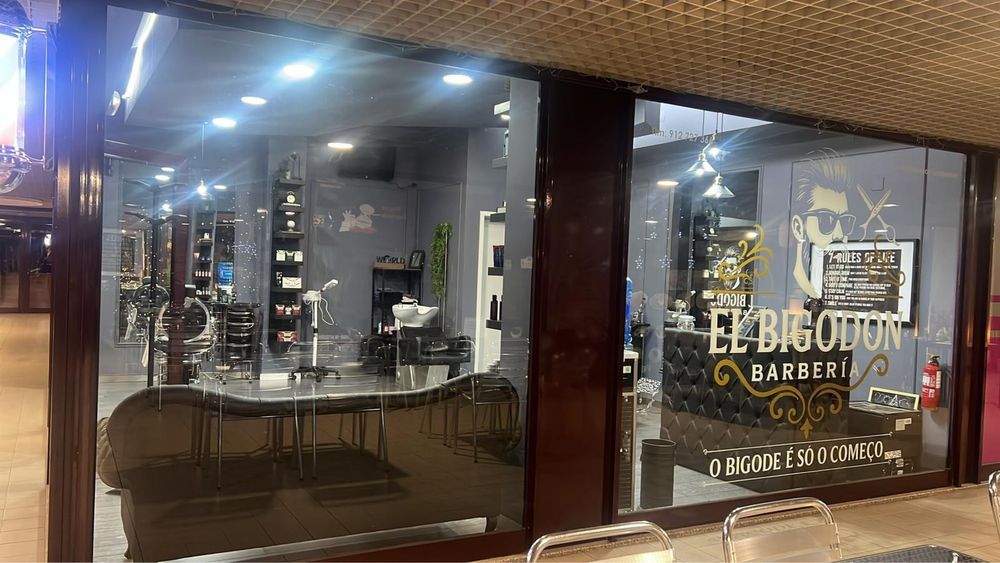 Trespasse Barbearia Centro Vila Nova de Gaia