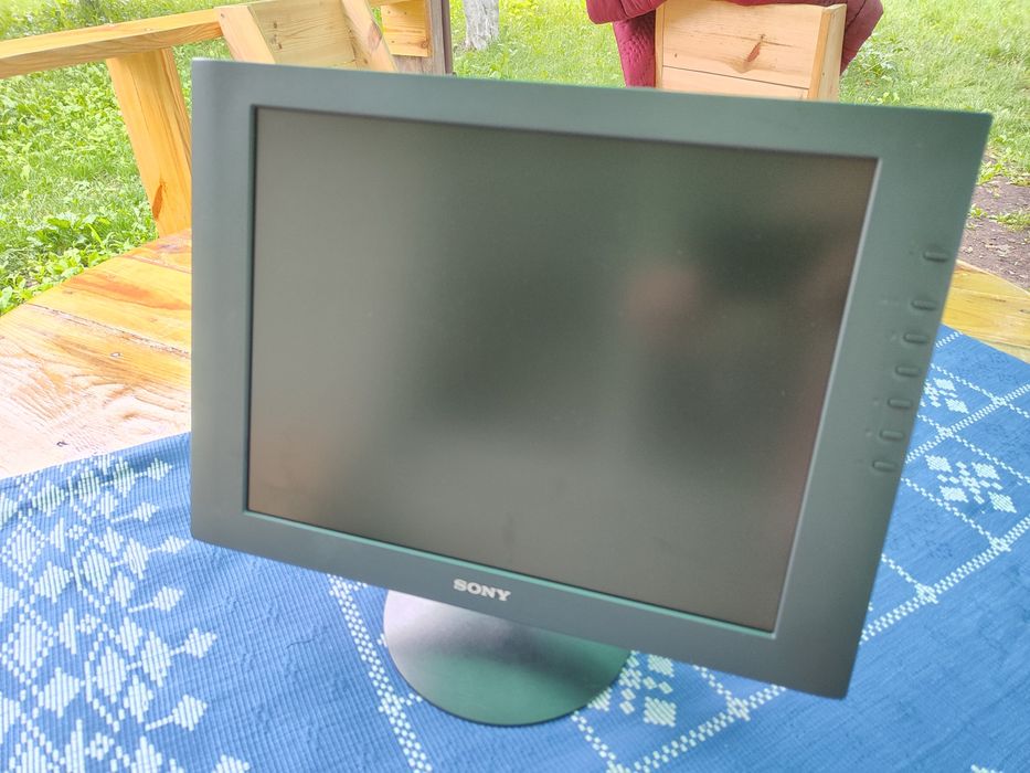 Монитор 15" Sony SDM-S51 (TFT LCD)