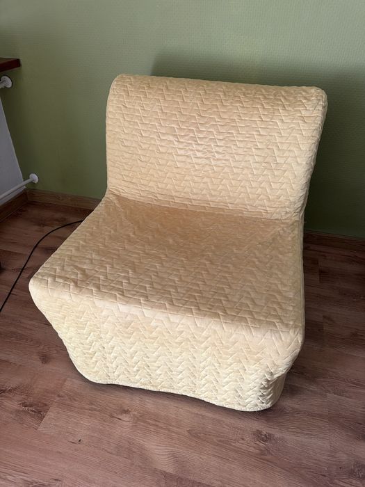 Fotel rozkladany Ikea żółty