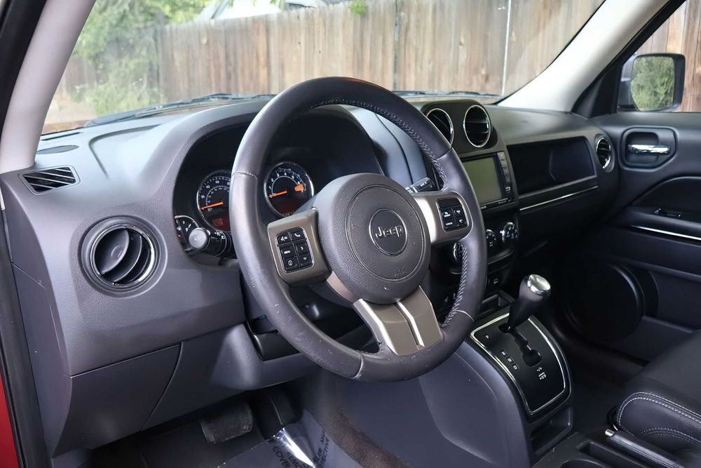 Jeep Patriot Limited      2014