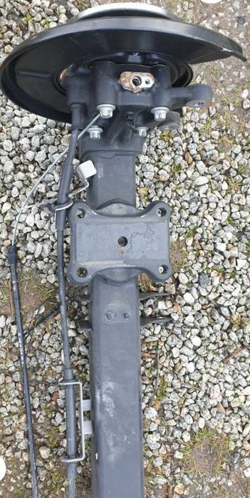 Mercedes Sprinter A910 belka zawieszenia tył piasty