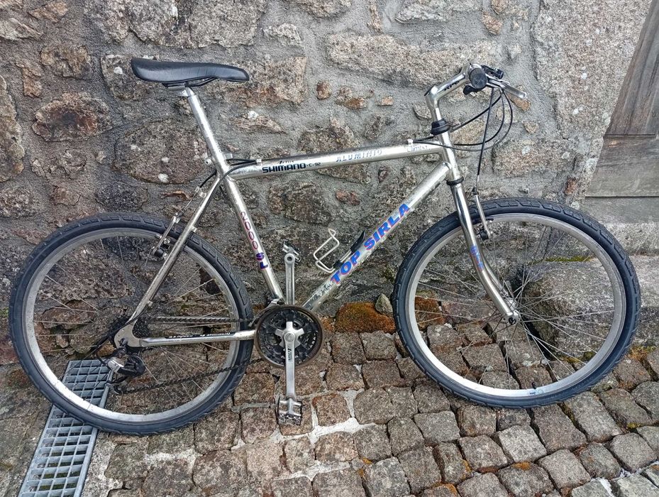 Bicicleta Sirla LS 2000 a andar