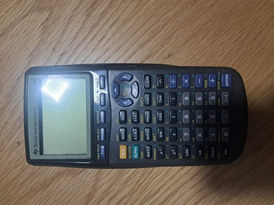 Calculafora Grafica Texas Instruments TI-83