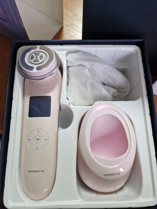 Массажер 7в1 F82E  для лица и шеи Photon RF Tender Skin Apparatus