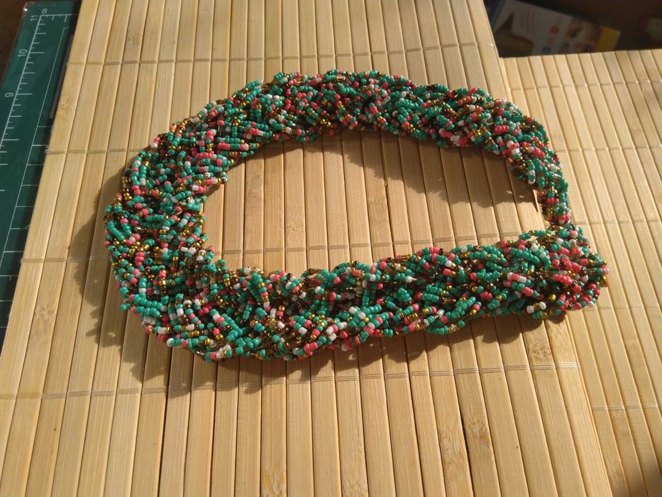 Різнокольорове намисто / Ожерелье из биссера /Нове