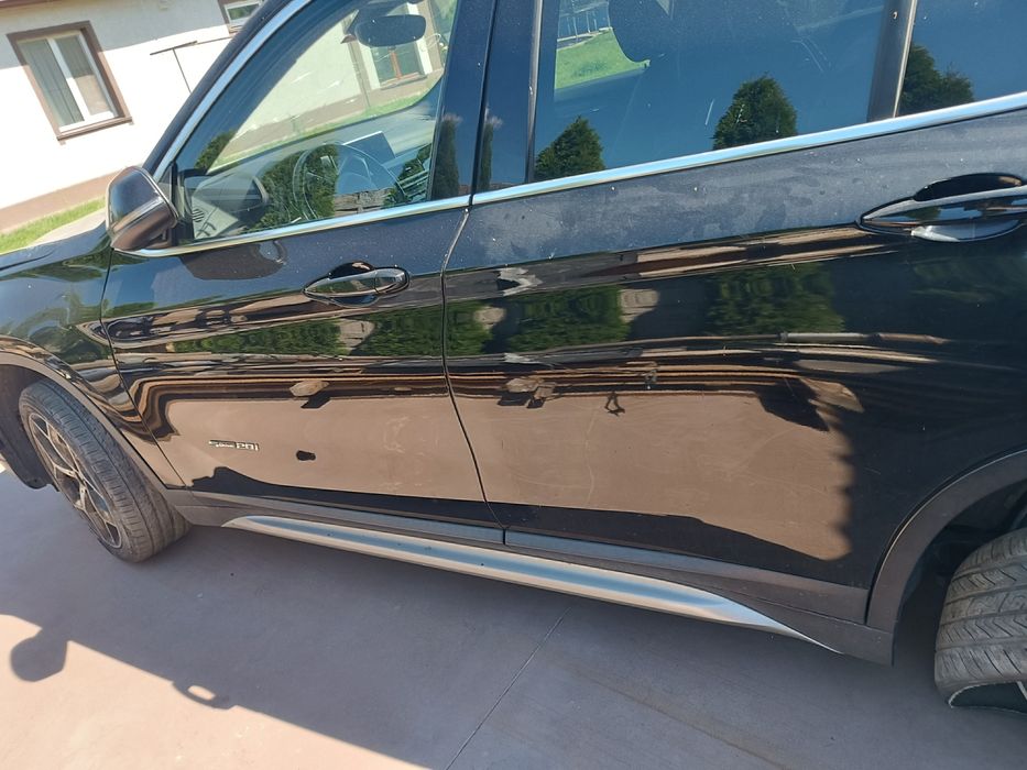 дверка двері дверь двери дверцята в зборі розборка  BMW X1 f48 Ф48