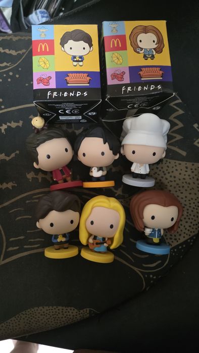 Bonecos friends McDonald's