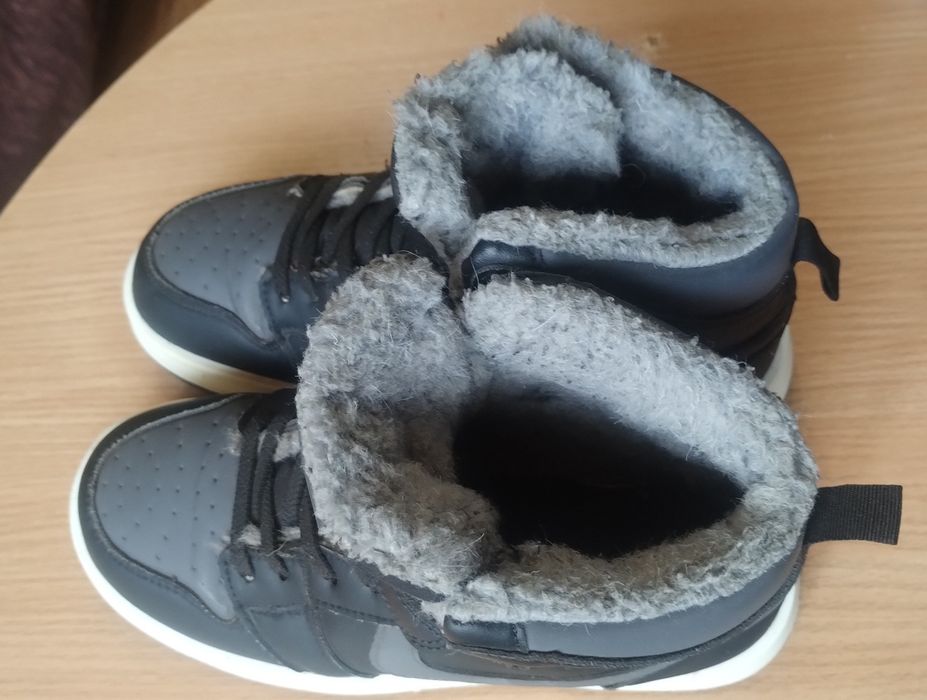 Ботинки детские 39 размер