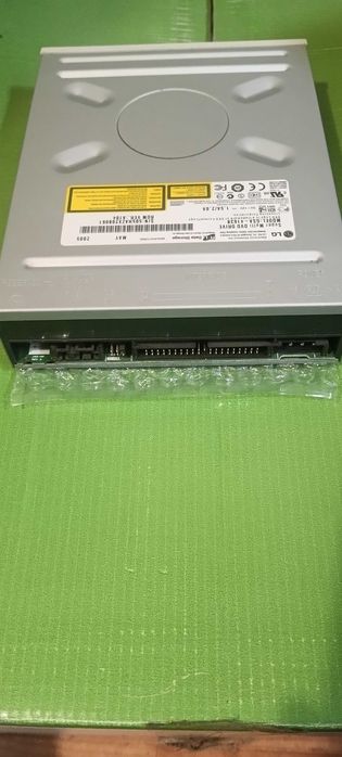 DVD привід LG GSA-4163B