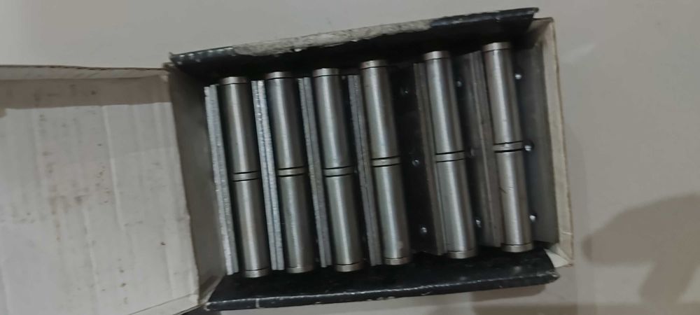 TUPAI: Dobradiças + Puxador par + Fechadura