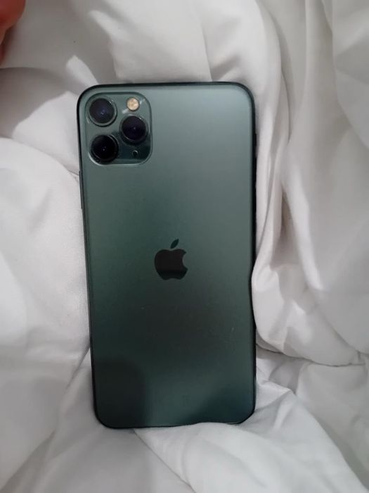 IPHONE 11 pro max 256gB