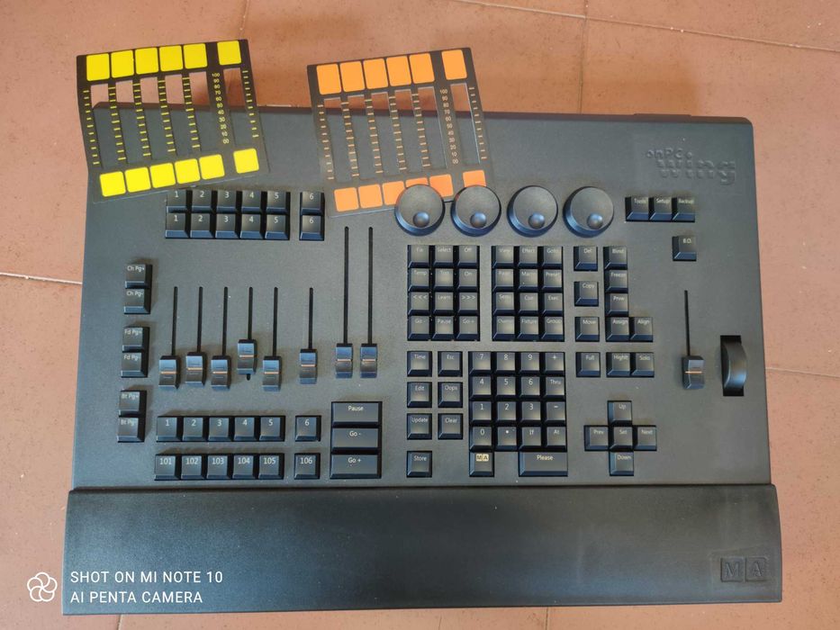 Mesa comando iluminação Onpc Wing2 MA