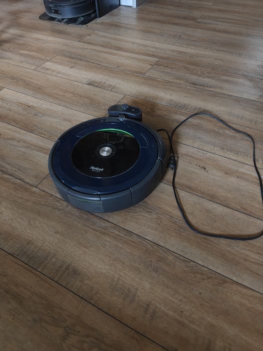 Robot odkurzacz Roomba 695