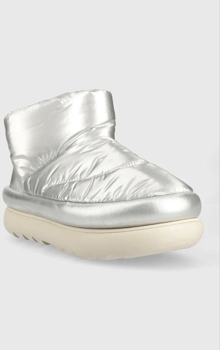 Зимові чоботи UGG