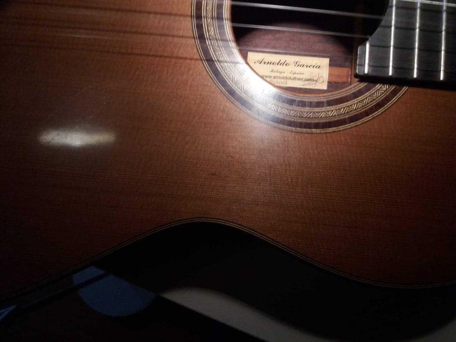 Guitarra clássica de concerto - Arnoldo Garcia (2008)