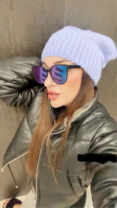 Mieciutka puszysta lejaca liliowa czapka merino