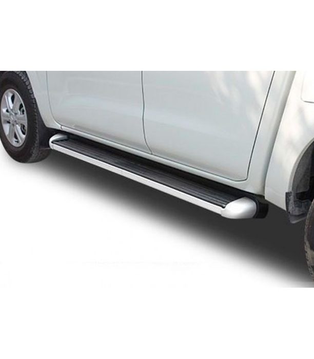 ESTRIBOS DE ALUMINIO LOOK OROGINAL NISSAN NAVARA D23
