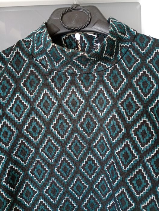 Sukienka Reserved M dzianina rękaw 3/4 marokański wzór