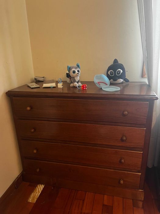 2 Armário/Cómoda/Roupeiro