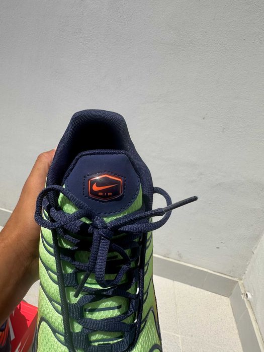 Sapatilhas Nike Air Max Plus TN 1 Gradiente Verde Laranja - Tam 42 (Novas)