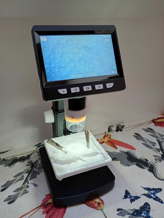 Mikroskop Cyfrowy LCD