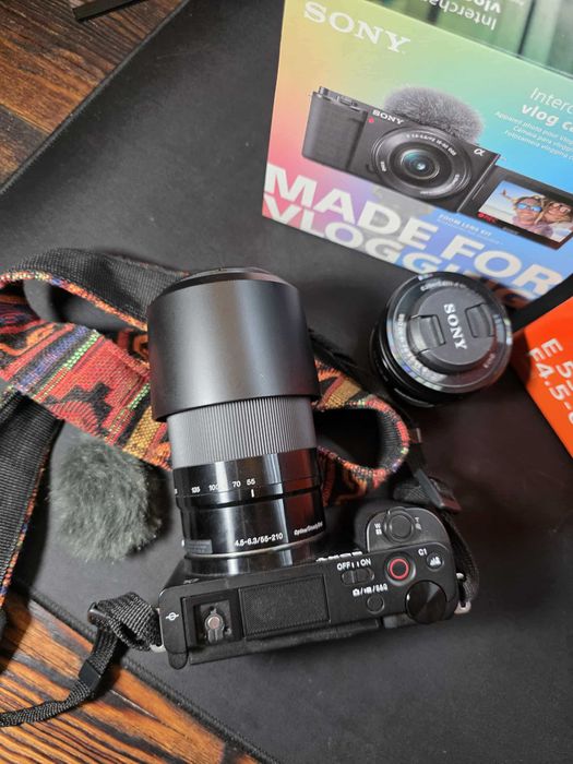 Sony Alpha ZV-E10 + 16-50mm + 55-210mm