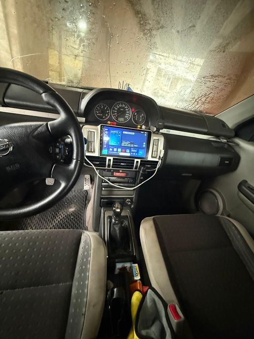 Nissan x-trail t30 2001 року випуску нерозмитнена