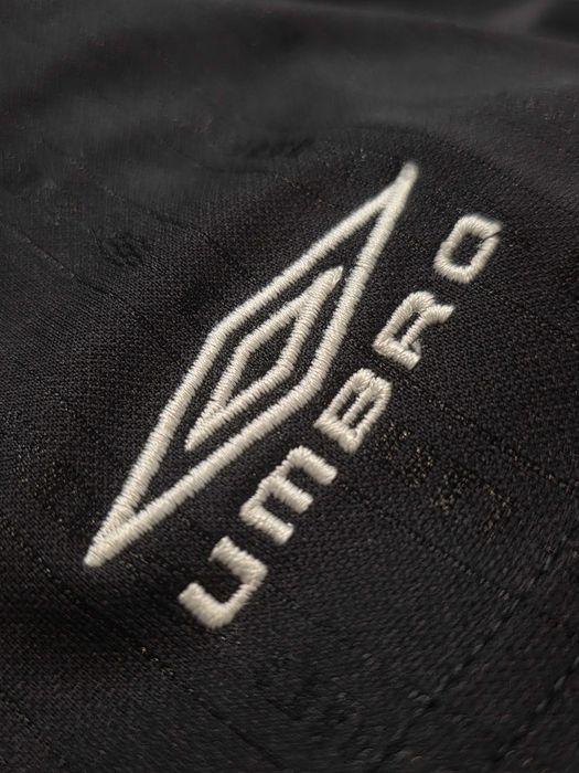 Umbro spodenki męskie L czarne sportowe monogram