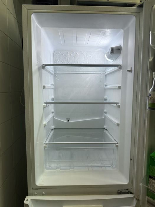 Frigorífico combinado Electronia