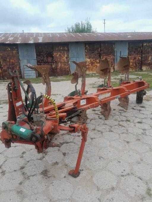 Sprzedam pług Kverneland