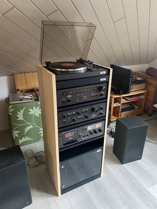 Akai AM 2400 AT 2400 GXC 709D, wieża