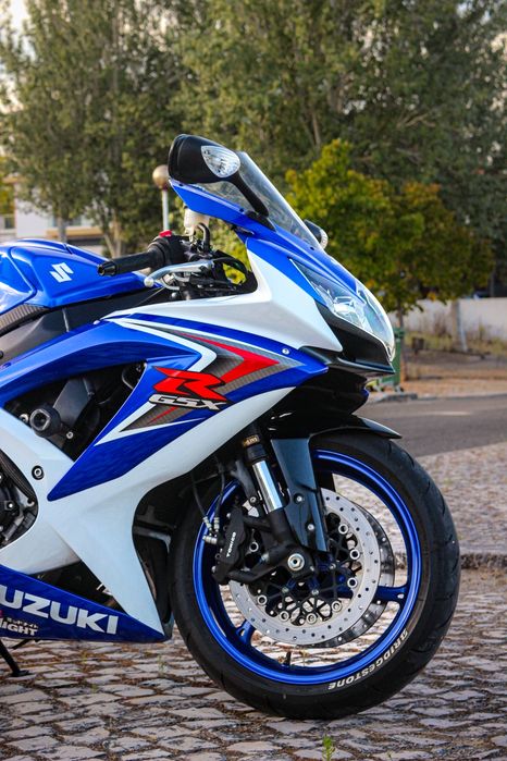 Suzuki GSXR 750 k8