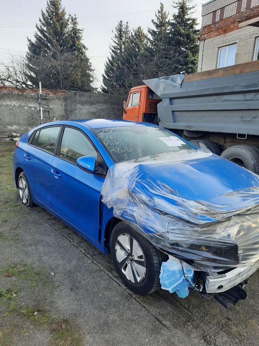 Hyundai іонік гібрид